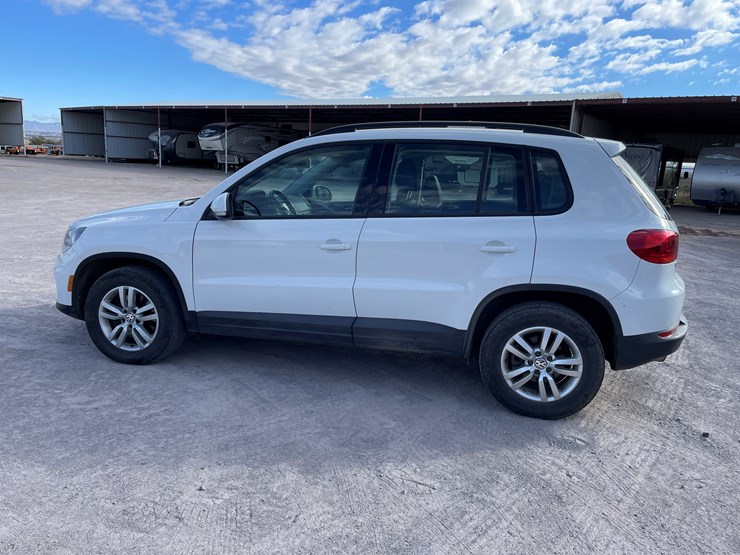 #3-•-volkswagen-tiguan-(nm-title-in-delay)-image-8