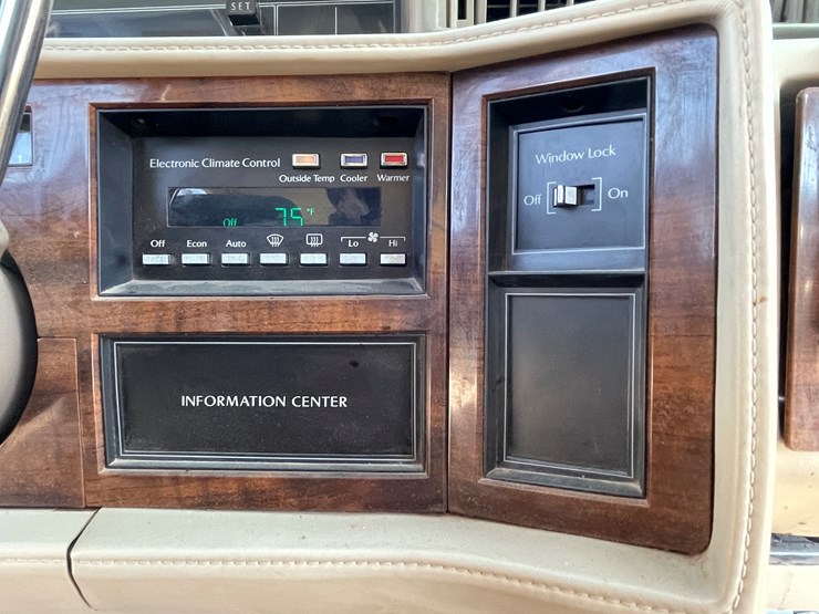 #7-•-cadillac-deville-(nm-title-in-delay)-image-74