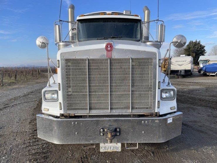 2010-kenworth-t800-image-8
