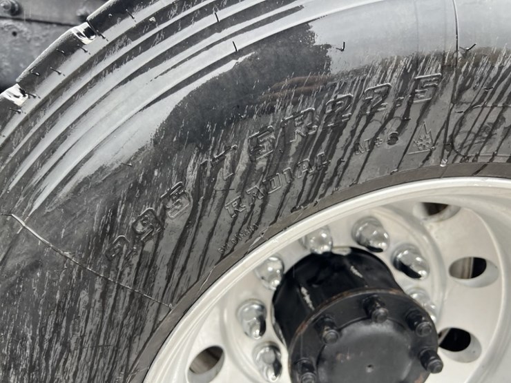 kenworth-t800-image-14