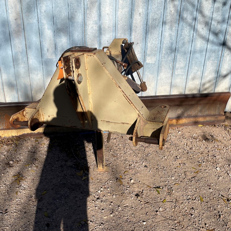 #52 • Blade (Offsite in Las Cruces)