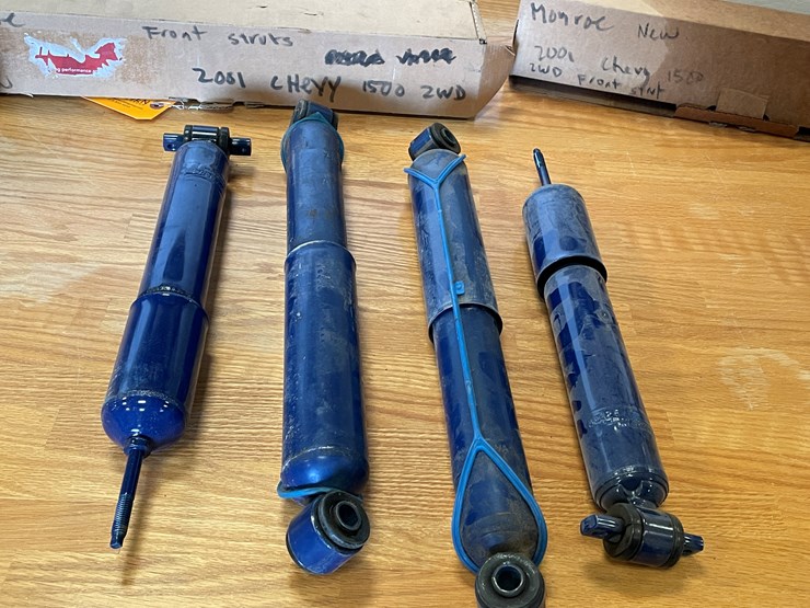 chevrolet-silverado-1500-image-1