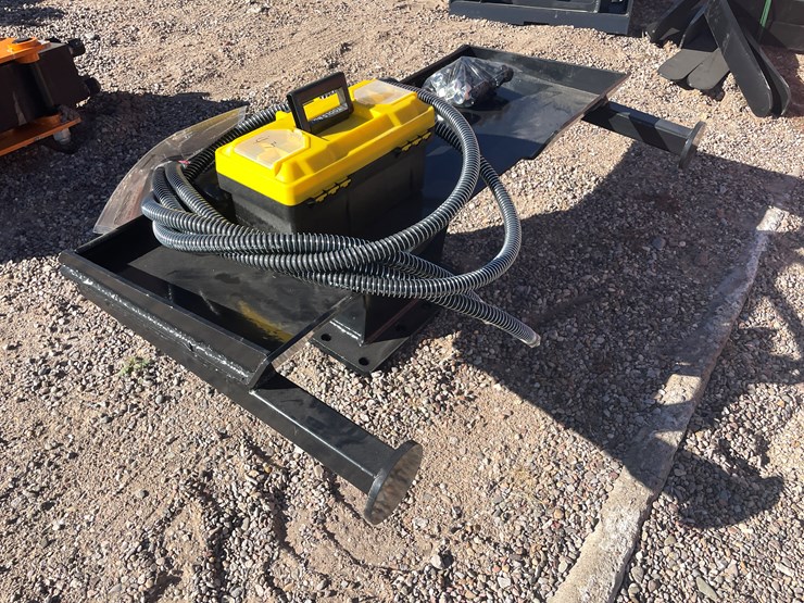 #214-•-skid-steer-post-driver-image-4