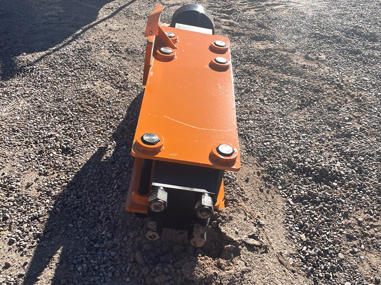 #213-•-skid-steer-post-driver-image-5