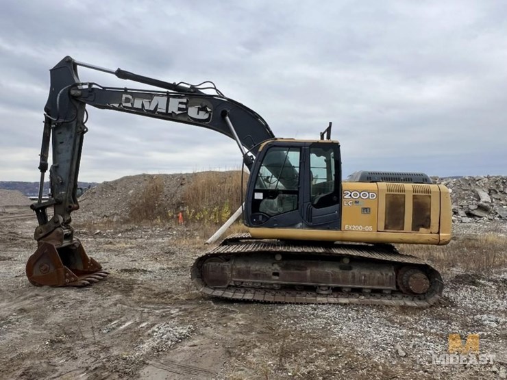 2010-200d-excavator-xx12078-image-6