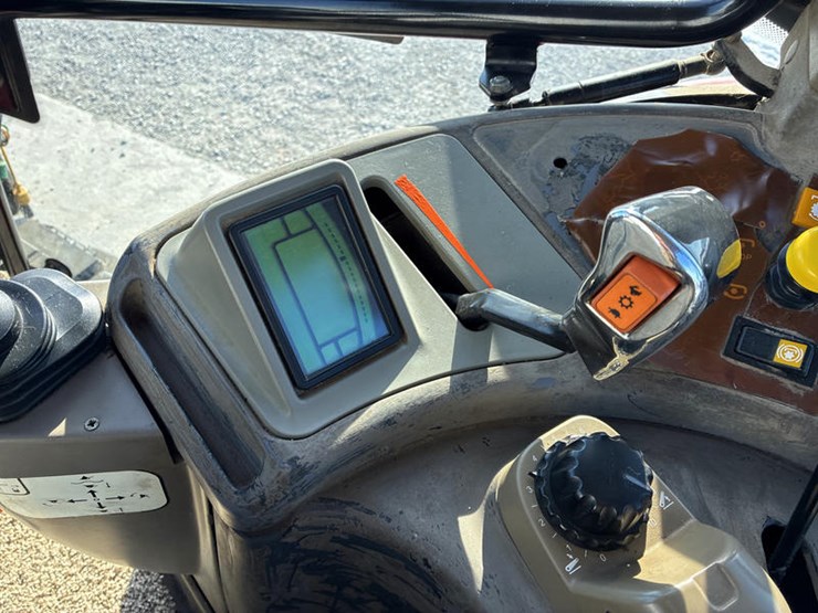 case-ih-mxm155-image-76