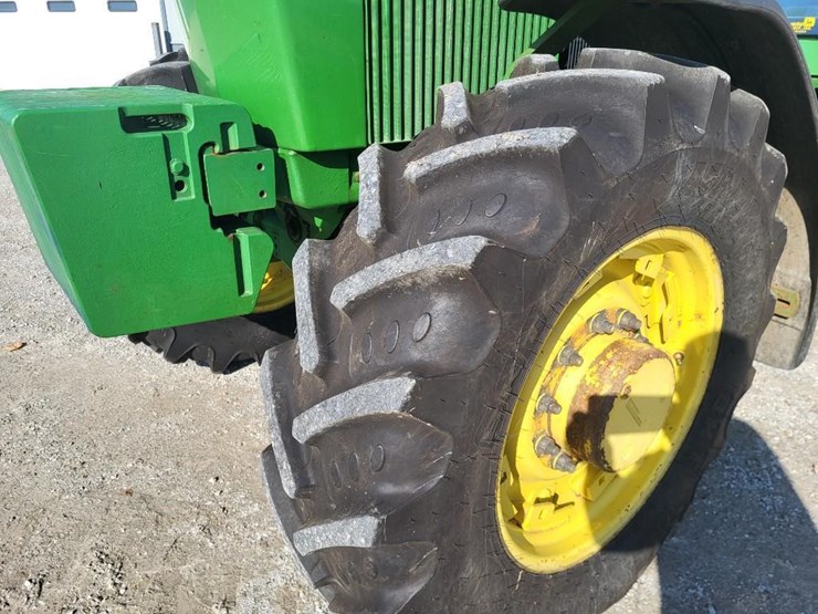 john-deere-4455-image-11