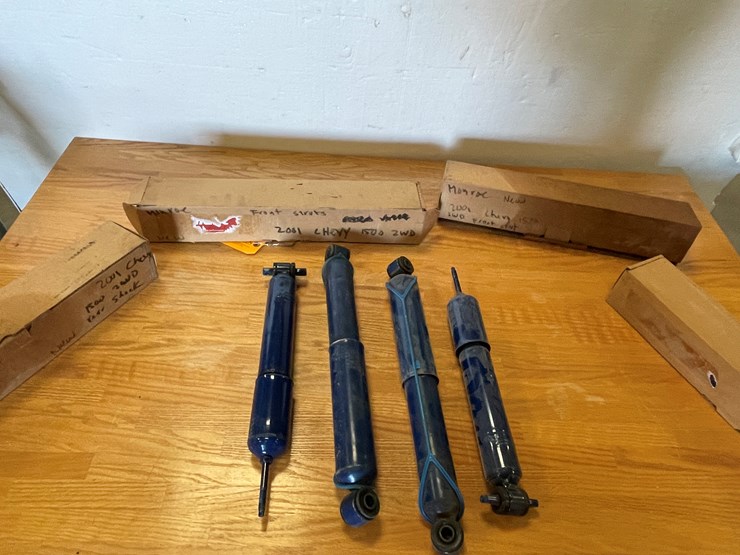 chevrolet-silverado-1500-image-11