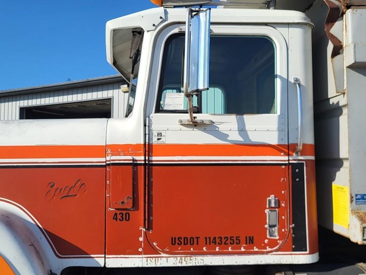 1979-international-transtar-4300-image-18