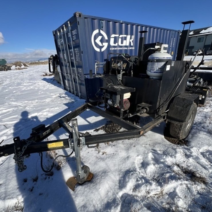 Leeboy 250 Towable Tack Distributor