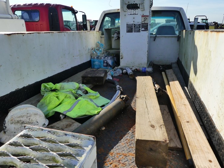 1999-gmc-3500-image-8