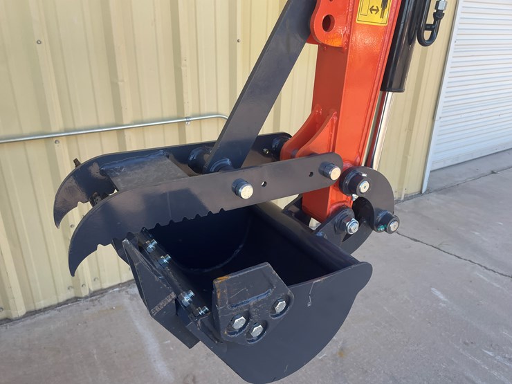 #236-•-mini-excavator-image-10