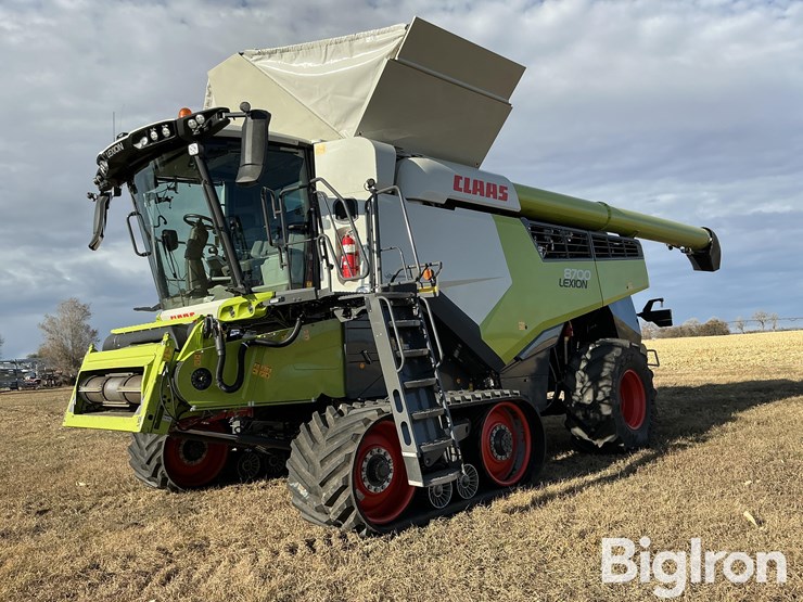 claas-lexion-8700tt-image-1
