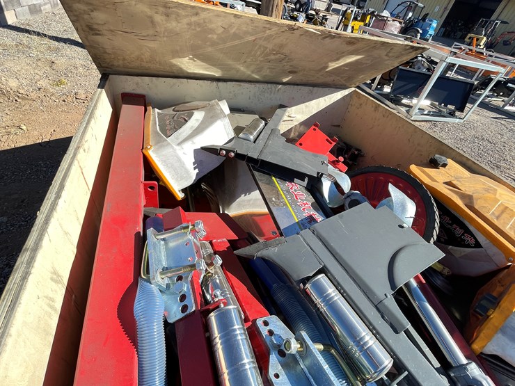 #266-•-corn-planter-image-3