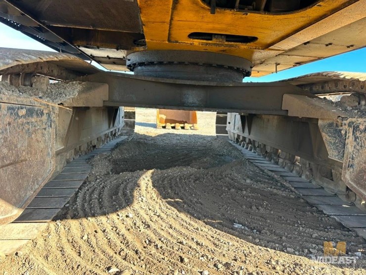 2015-deere-470g-lc-image-7