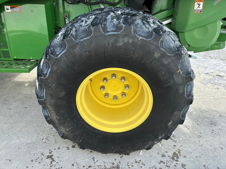 john-deere-s680-image-38