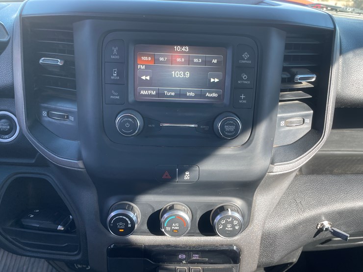 2019-dodge-ram-2500-image-15