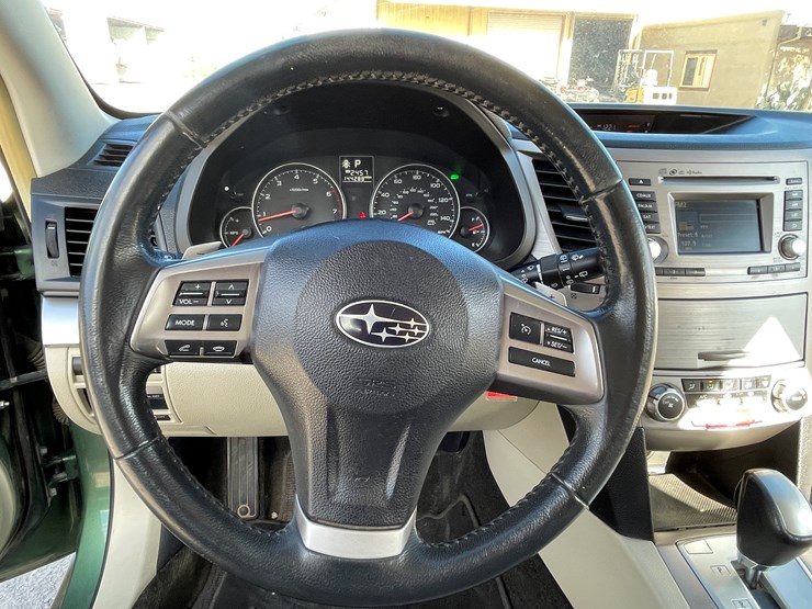 #8-•-2014-subaru-legacy-wagon-(nm-title-in-delay)-image-74