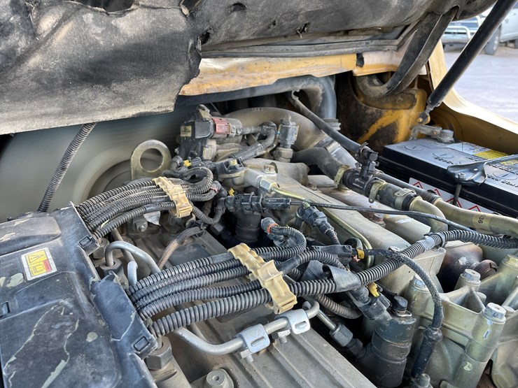 #15-•-2015-cat-forklift-image-83