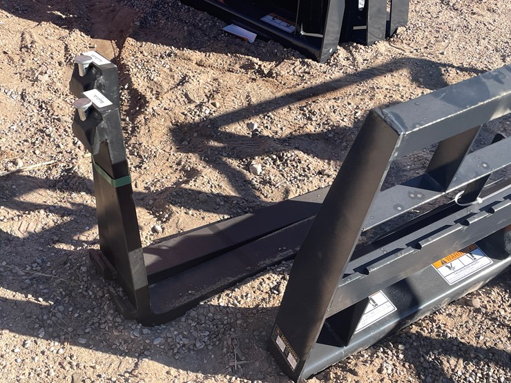 #206-•-mini-pallet-fork-image-6