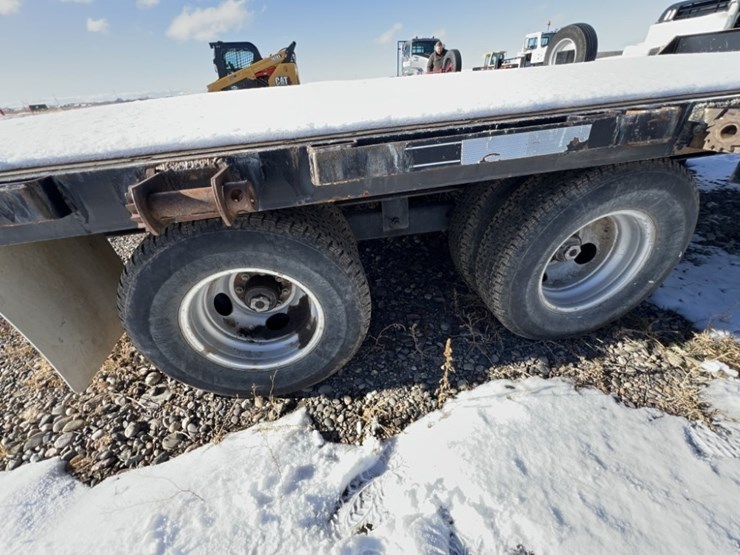 2006-titan-trailer-image-6