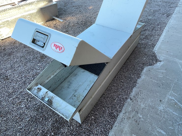 chevrolet-2500-image-7