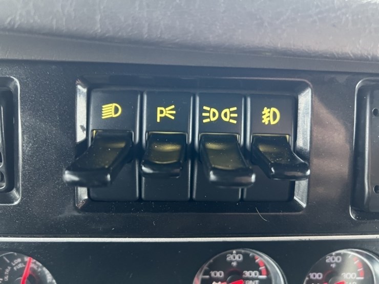 kenworth-t800-image-30