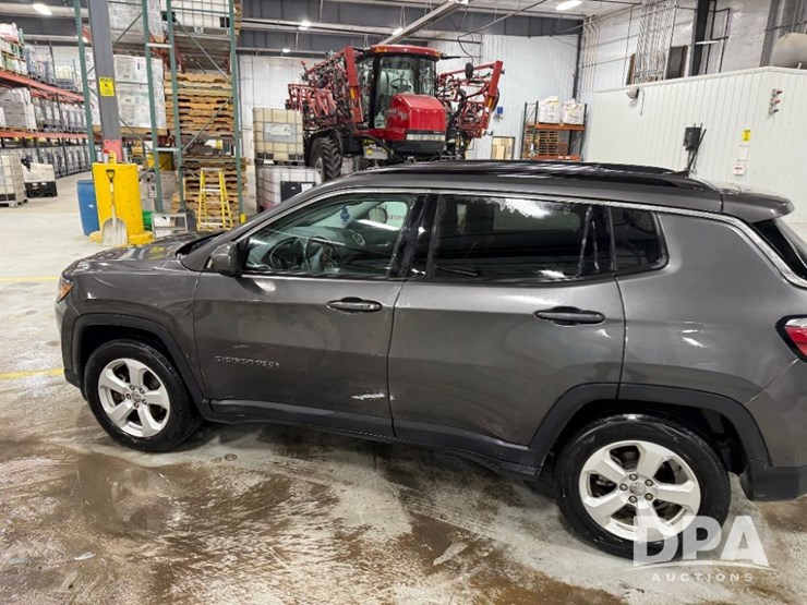 jeep-compass-image-18