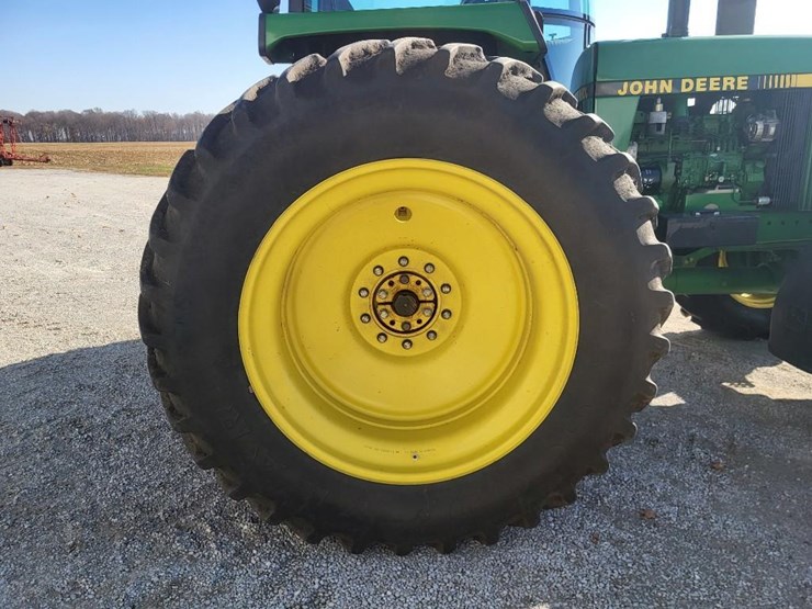 john-deere-4455-image-42