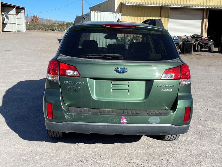 #8-•-2014-subaru-legacy-wagon-(nm-title-in-delay)-image-6