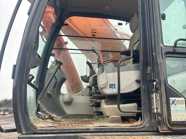 2021-hitachi-zx470-lc-6-image-22