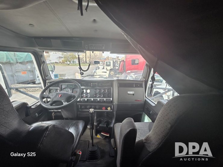 kenworth-t660-image-11