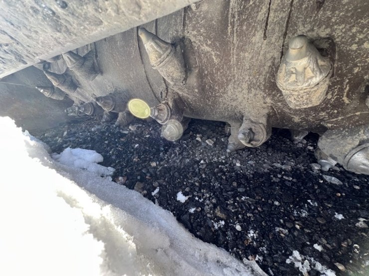 caterpillar-pc310-cold-planer-image-5