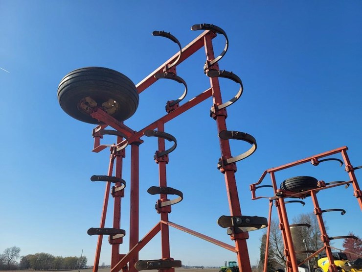 allis-chalmers-1300-field-cultivator-image-21