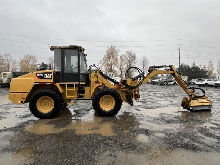 2011-caterpillar-it14g-wheel-loader-image-3