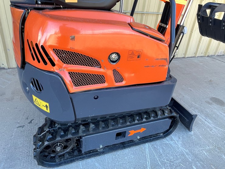 #236-•-mini-excavator-image-4