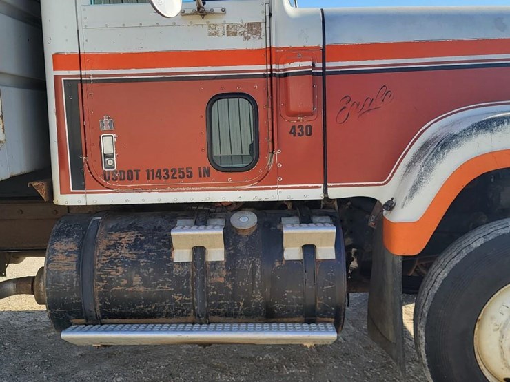 1979-international-transtar-4300-image-48