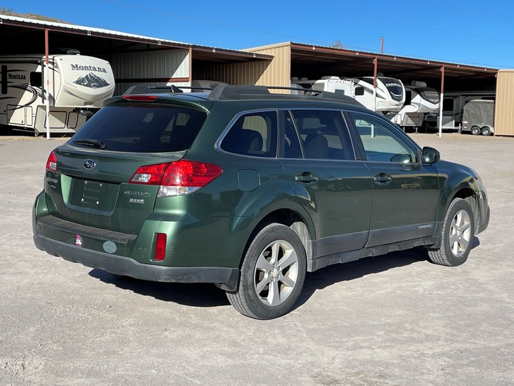 #8-•-2014-subaru-legacy-wagon-(nm-title-in-delay)-image-5