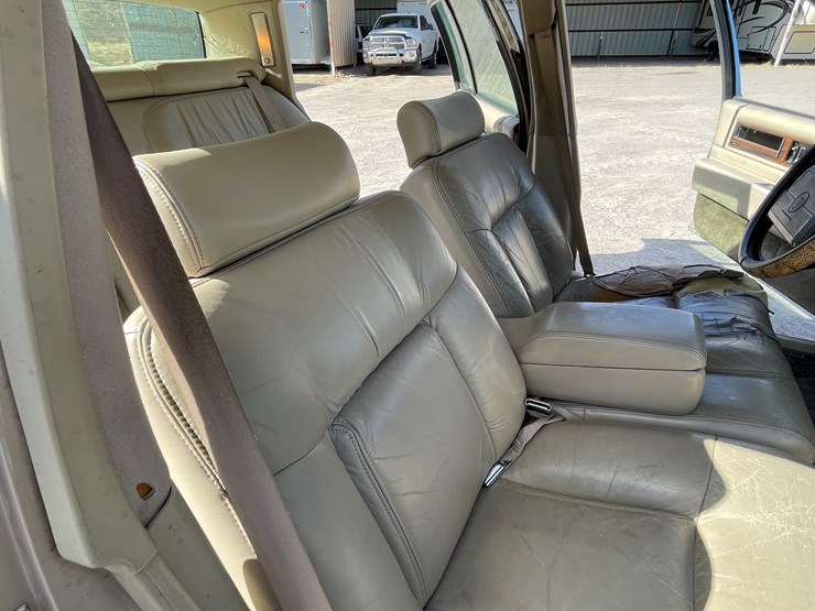 #7-•-cadillac-deville-(nm-title-in-delay)-image-87