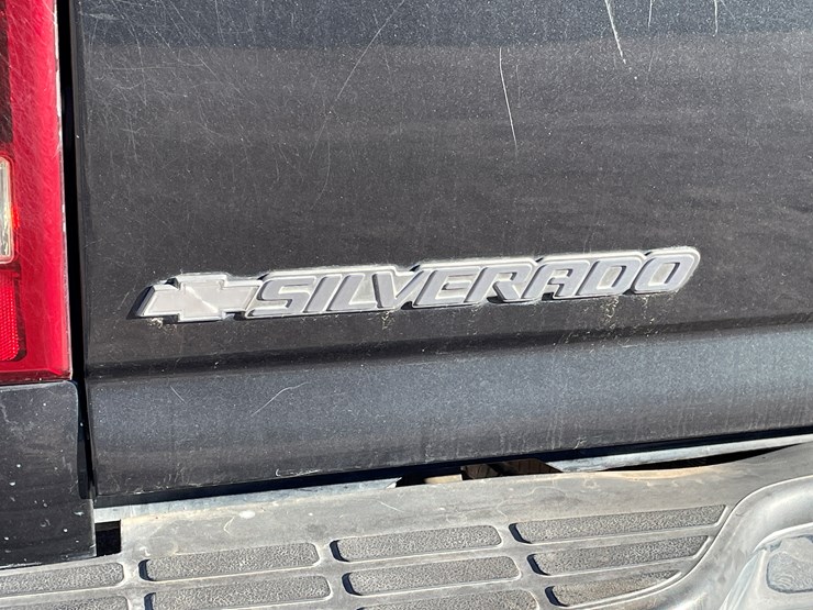 #5-•-2003-chevy-silverado-truck-(has-az-title)-image-40