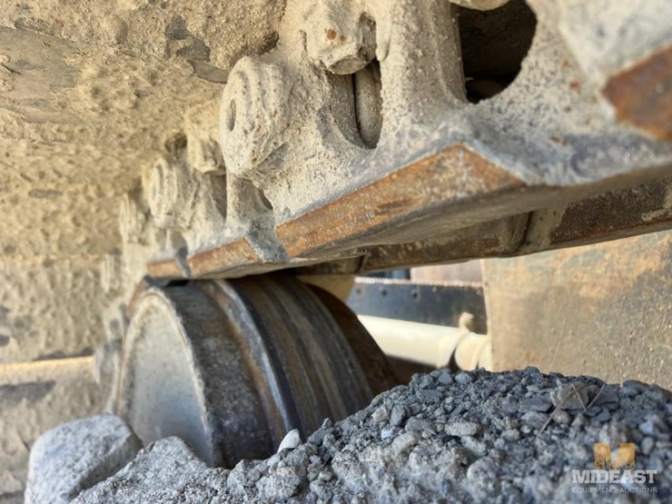 2012-deere-850k-wlt-image-24