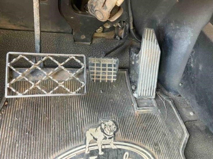 2007-mack-chn613-image-37