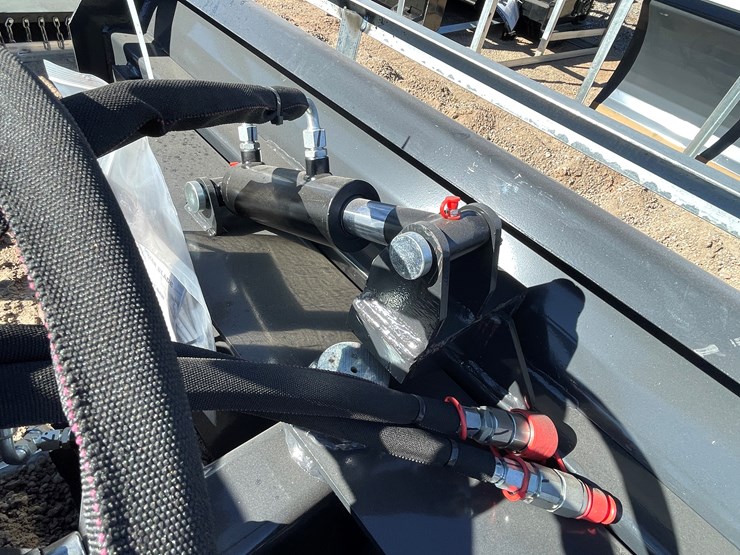 #221-•-6-way-dozer-blade-image-7