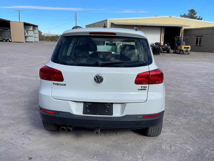 #3-•-volkswagen-tiguan-(nm-title-in-delay)-image-6
