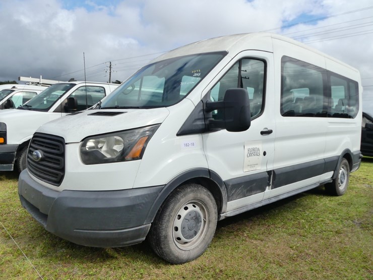 2018-ford-transit-image-1