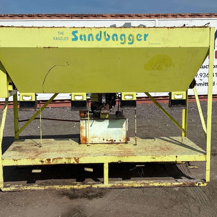 Kanzler Sandbagger Corp 4 station Sandbagger Machinene
