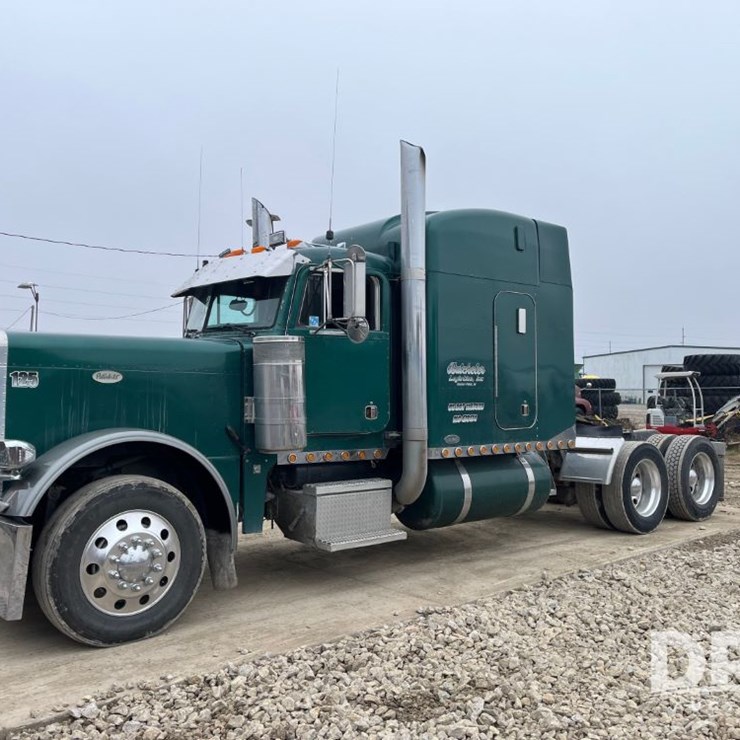 1999 PETERBILT 379