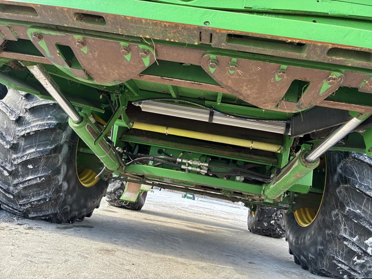 john-deere-s680-image-24