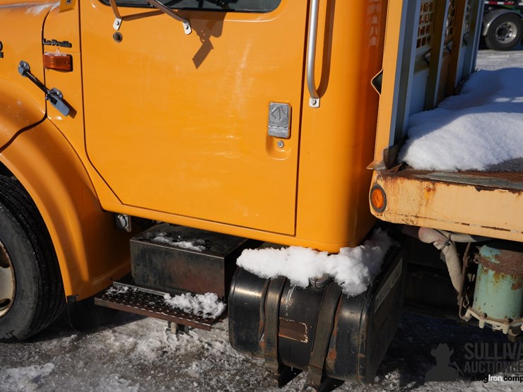 1998-international-4700-image-18