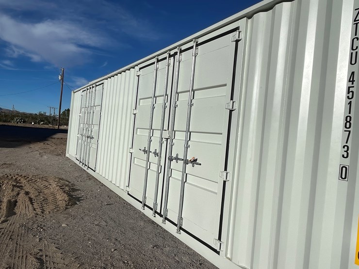 #199-•-40'-high-cube-multi-door-container-image-13